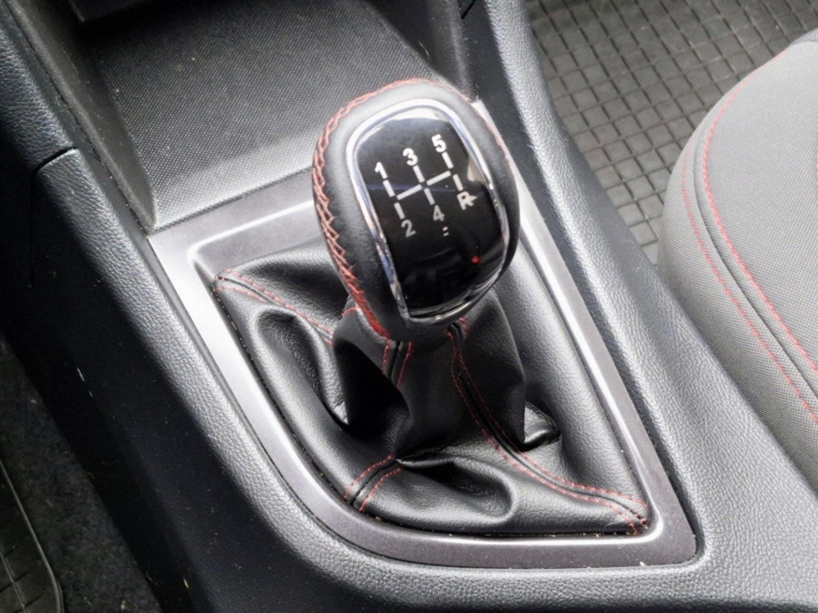 CHERY Arrizo 5 1.5 2022 - Imagen 14 de 20