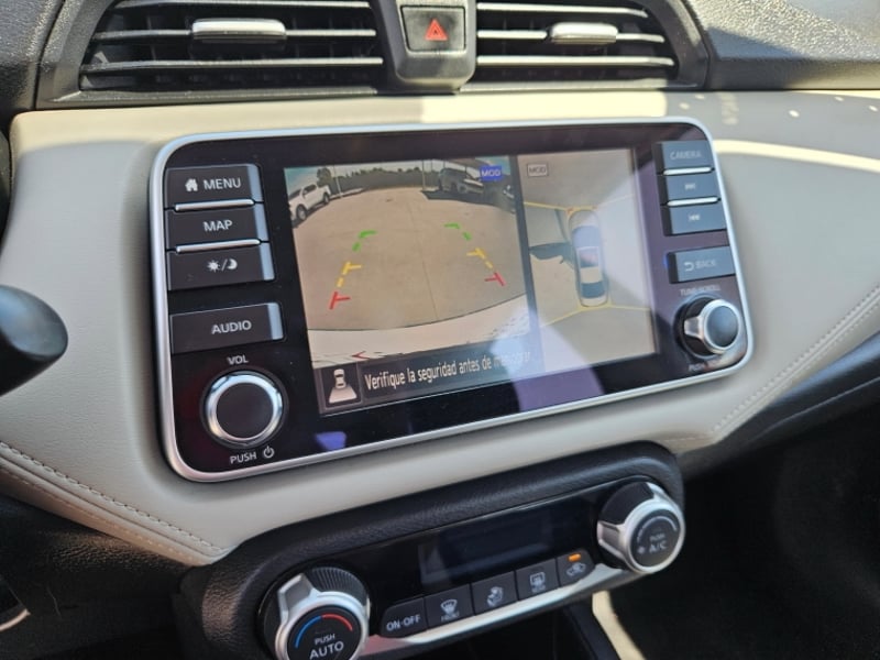 Nissan Versa Cvt 1.6 Aut 2021 - Imagen 16 de 20