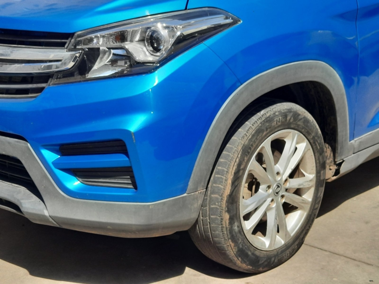 DFSK 560 Suv 560 1.8 2021 - Imagen 8 de 20