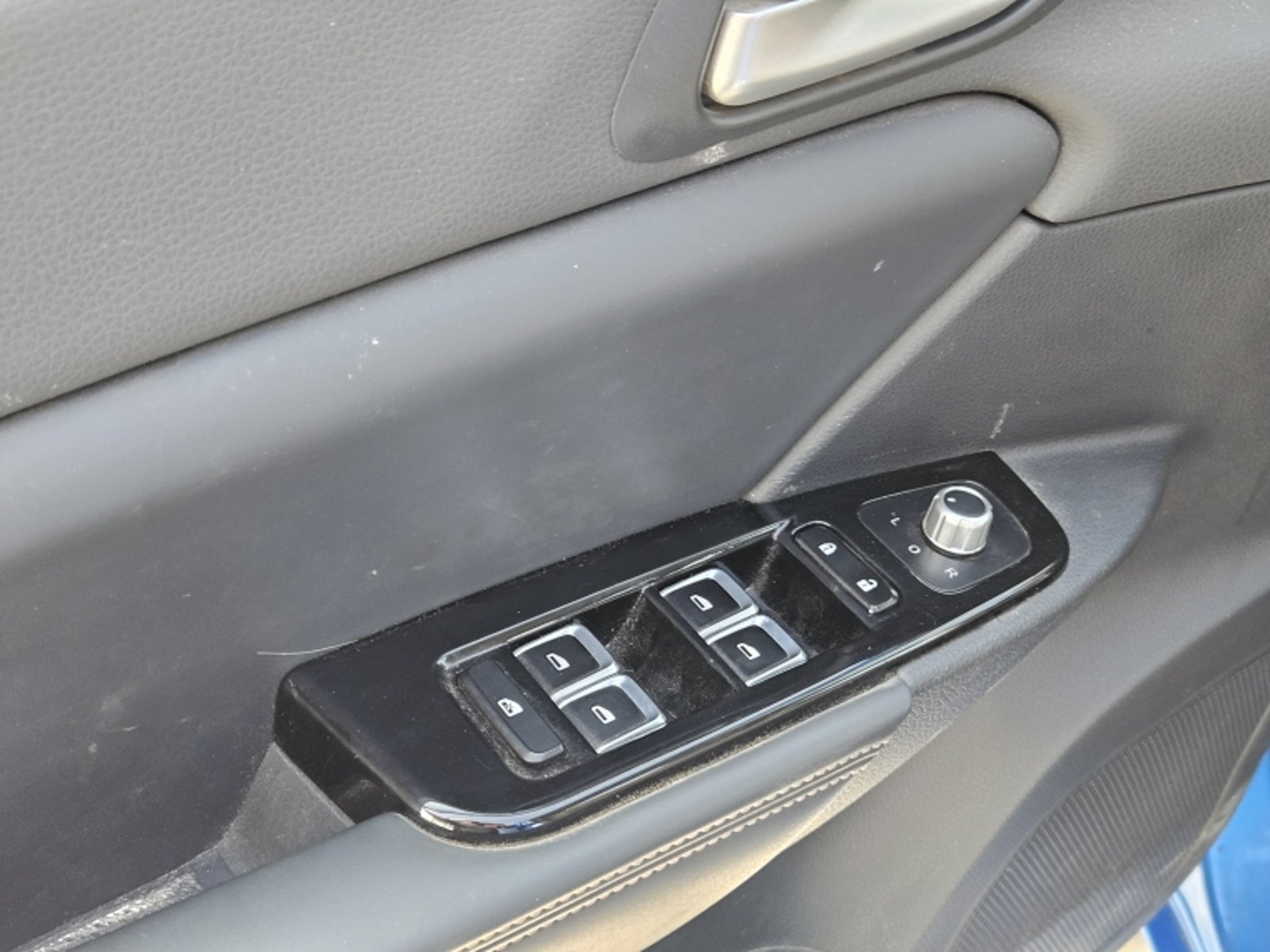FOTON G7 Dcab 4x4 2.0 2023 - Imagen 14 de 20