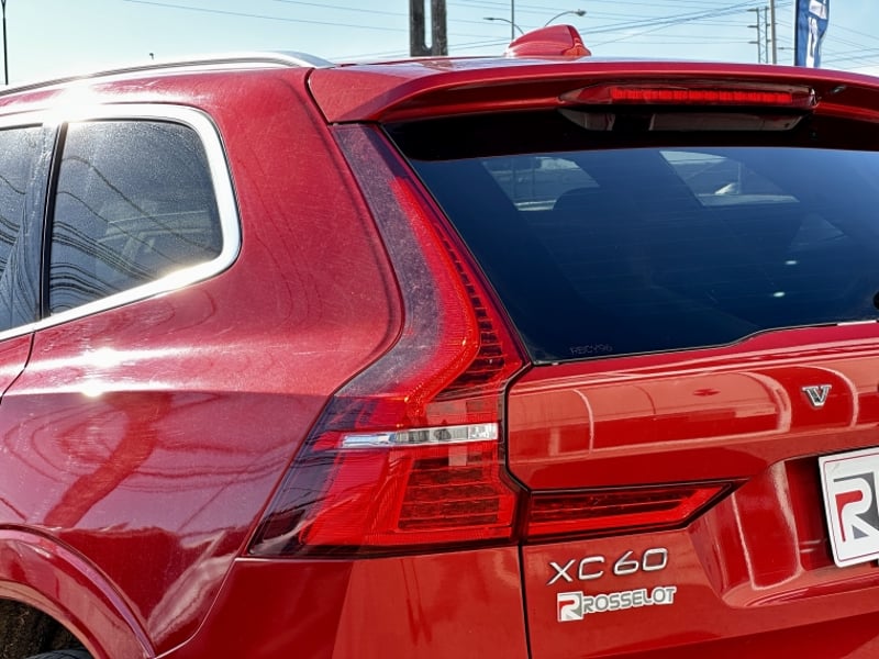 Volvo Xc60 4x4 2.0 Aut 2021 - Imagen 8 de 19