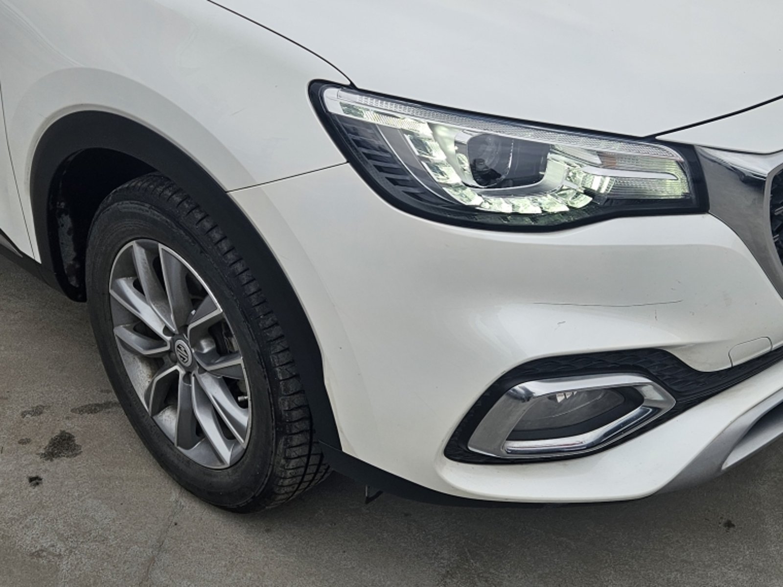 MG Hs 1.5t 2023 - Imagen 7 de 20