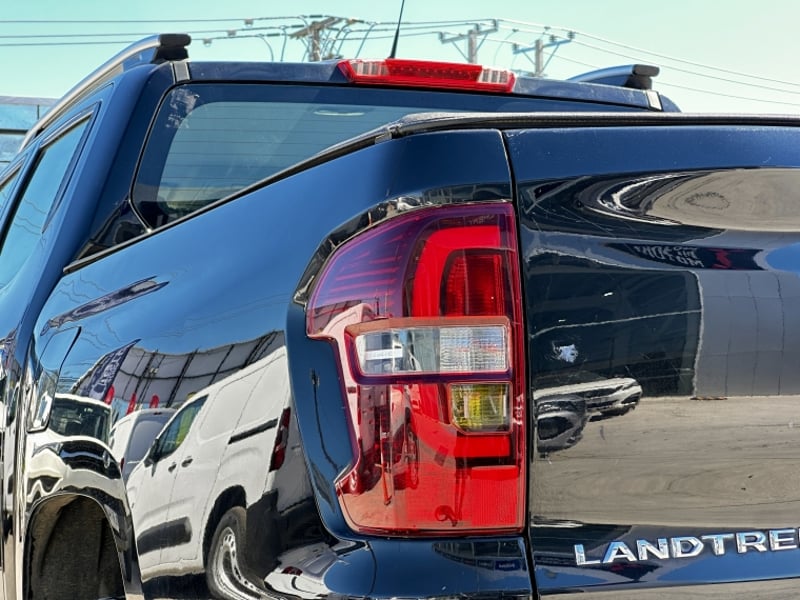 Peugeot Landtrek Blue Hdi 180 4x4 2.2 2023 - Imagen 8 de 20