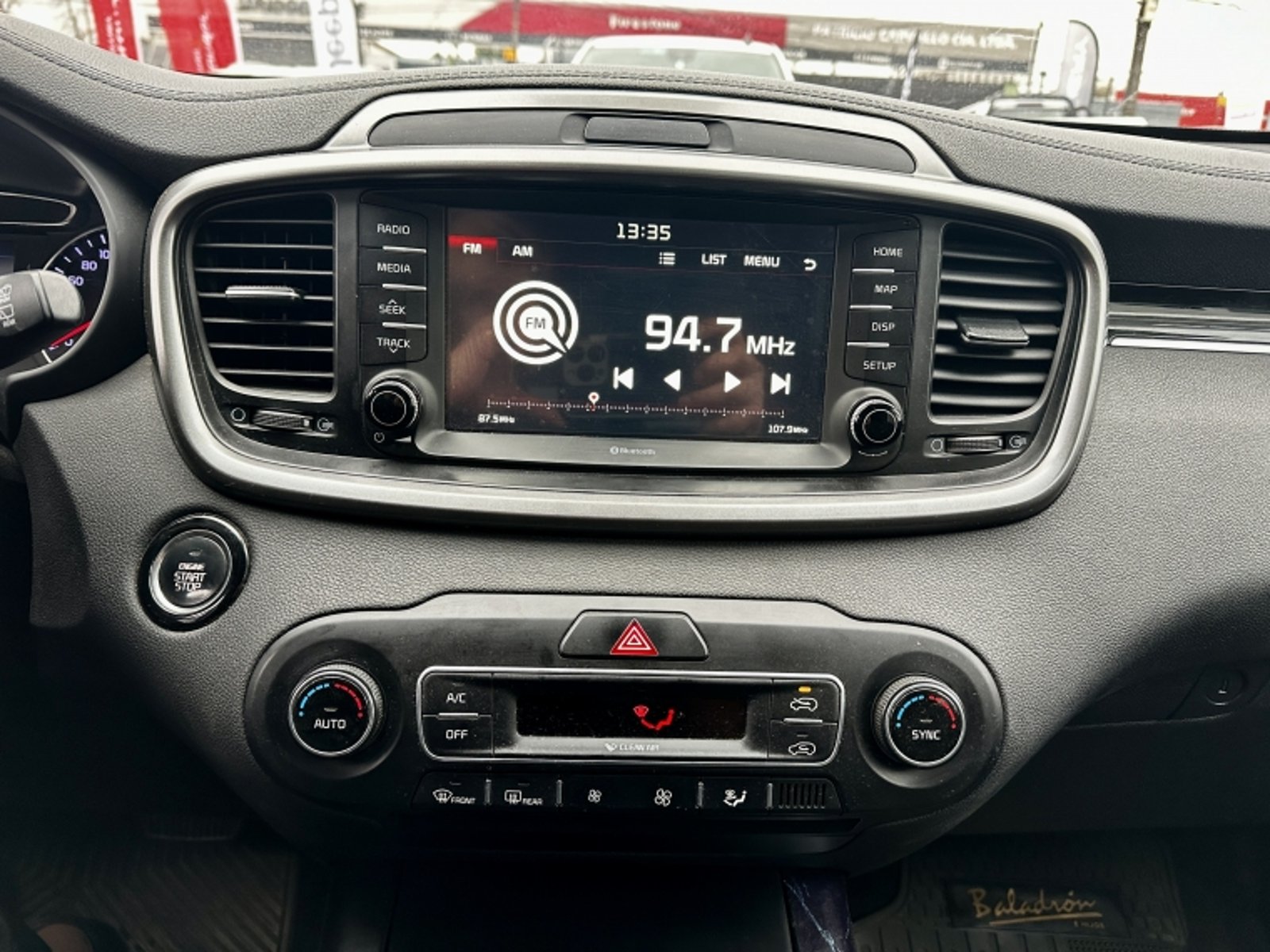 KIA Sorento Ex 2.4 Aut 2019 - Imagen 13 de 20