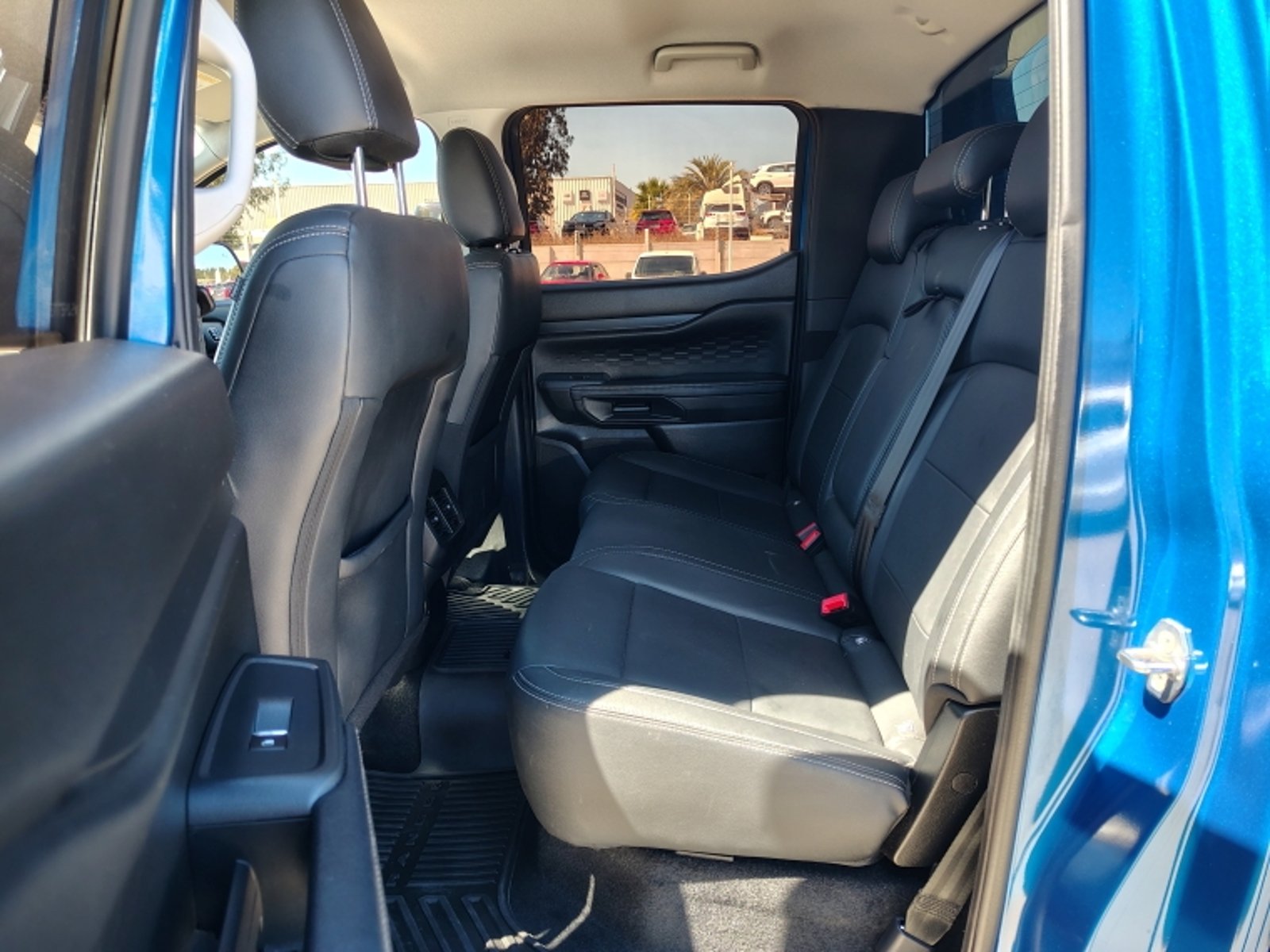 FORD Ranger Ltd 4x4 3.0 Aut 2025 - Imagen 8 de 20