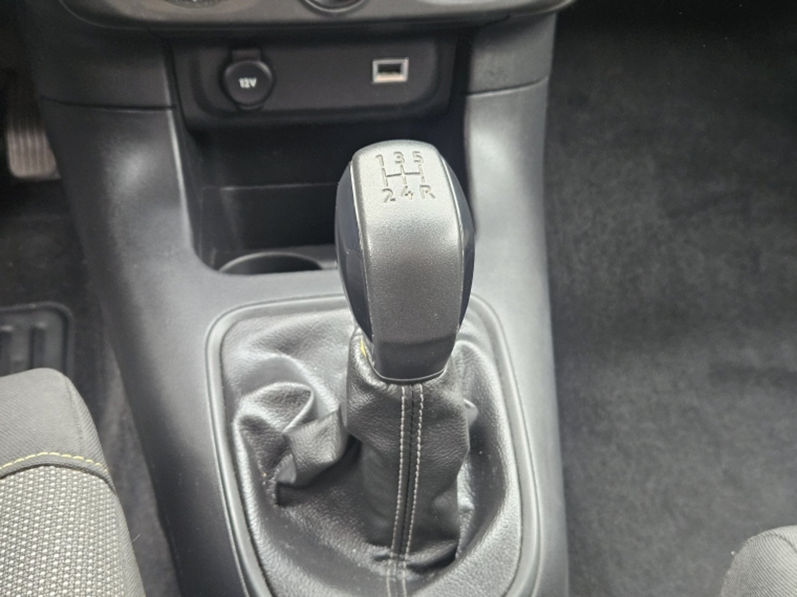 Citroën C3 AIRCROSS C3 Hdi Hatch Back 1.5 2021 - Imagen 12 de 20