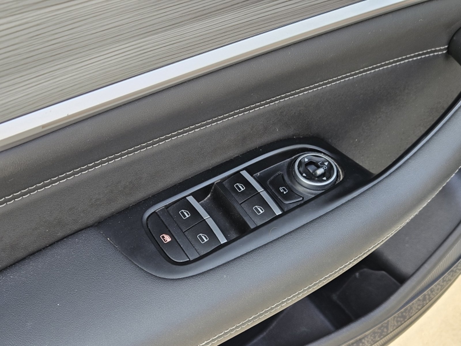 CHERY Tiggo 8 Pro Glx Dct 1.6 Aut 2023 - Imagen 15 de 20
