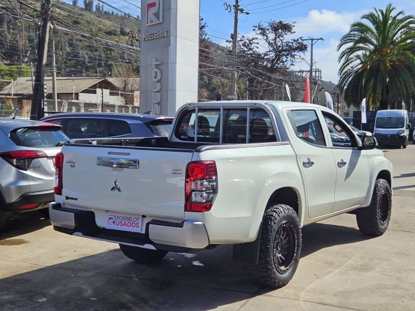 Mitsubishi L200 Katana Crt 4x4 2.4 2022 - Foto 5 de 20