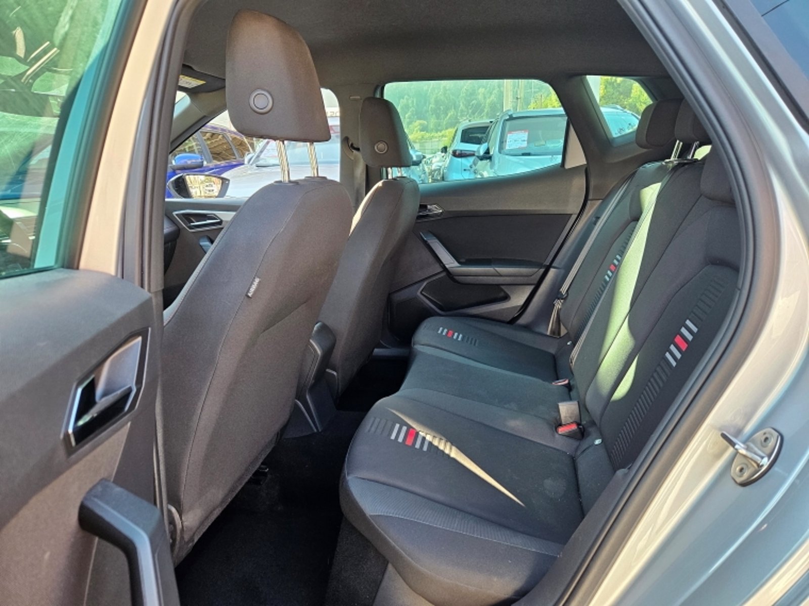 SEAT Arona 1.6 Aut 2020 - Imagen 8 de 20
