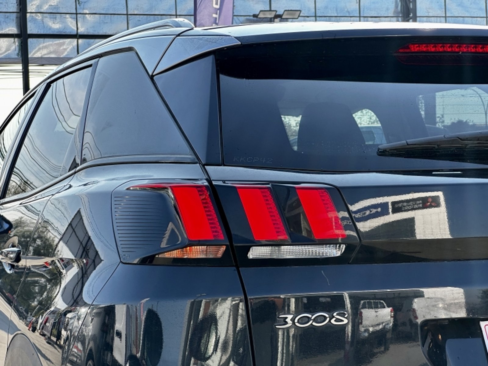 PEUGEOT 3008 Active Bluehdi 1.6 2018 - Imagen 8 de 20