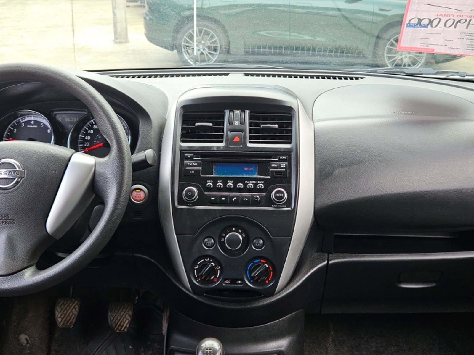 Nissan Versa 1.6 2018 - Imagen 11 de 20