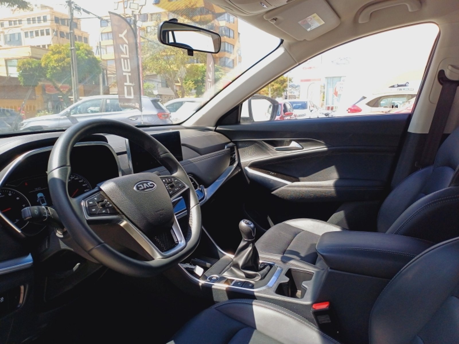 JAC Js8 Luxury 1.5 2024 - Imagen 12 de 19