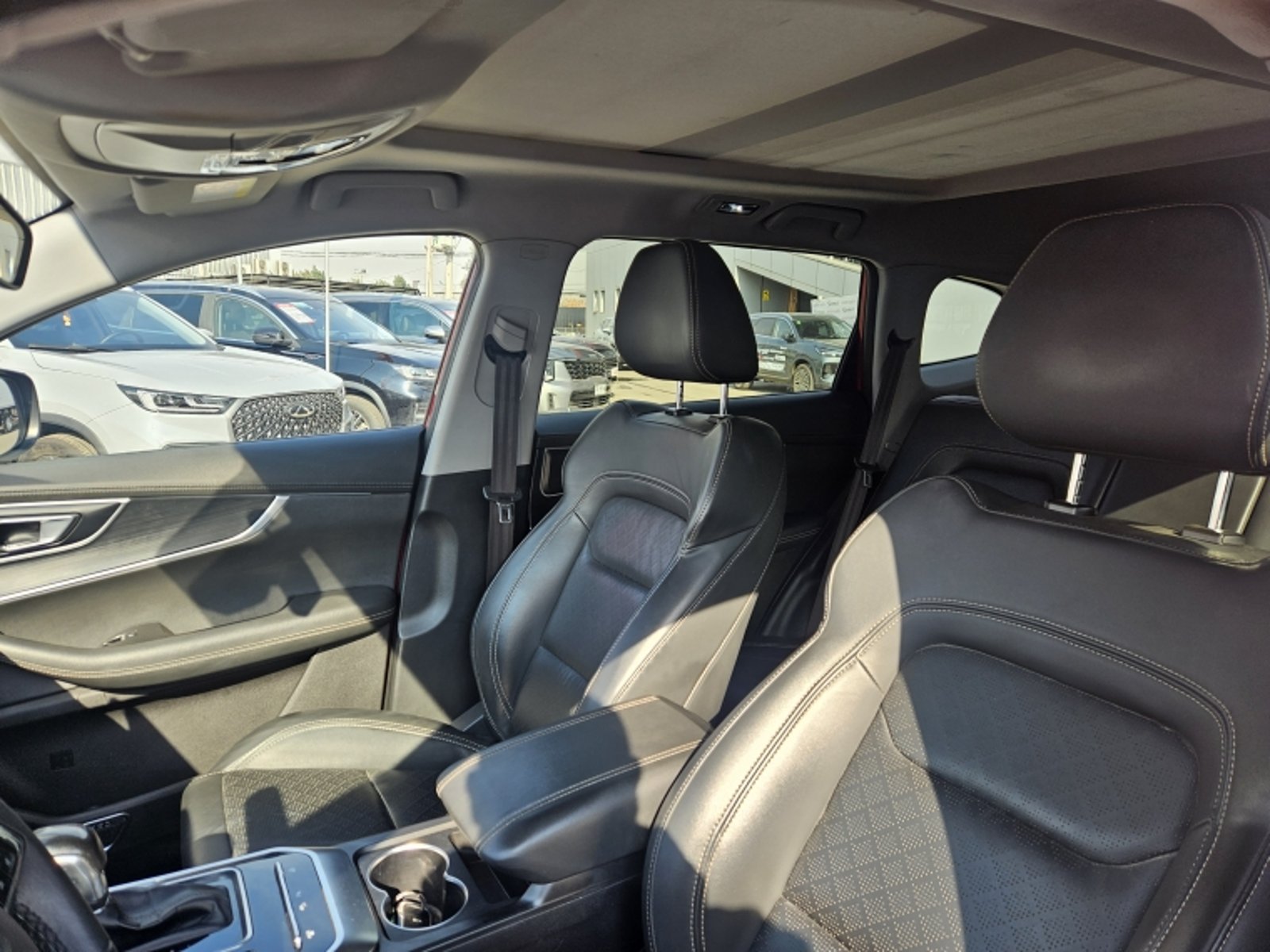 CHERY Tiggo 8 1.5 Aut 2023 - Imagen 15 de 20