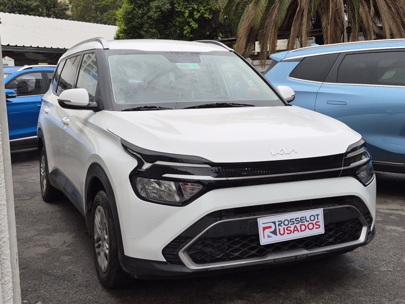 Kia Carens Lx 1.5l 6mt 7p 2023 - Foto 3 de 20