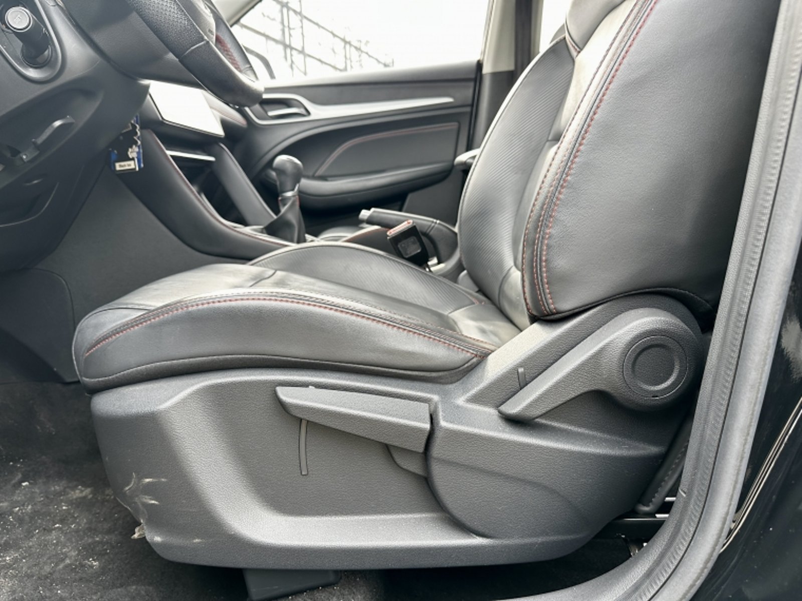 MG Zx 1.5 2022 - Imagen 16 de 20