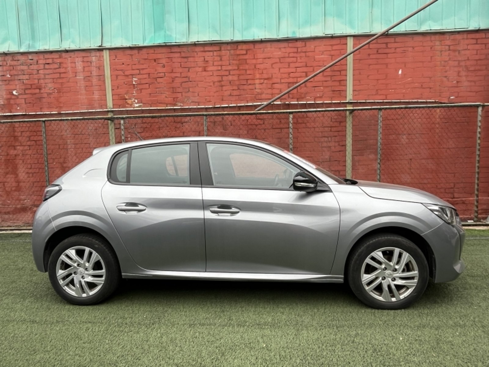 Peugeot 208 Nuevo 208 Style Puretech 75 Mt 1.2 Euro 6b 2024 - Imagen 6 de 20