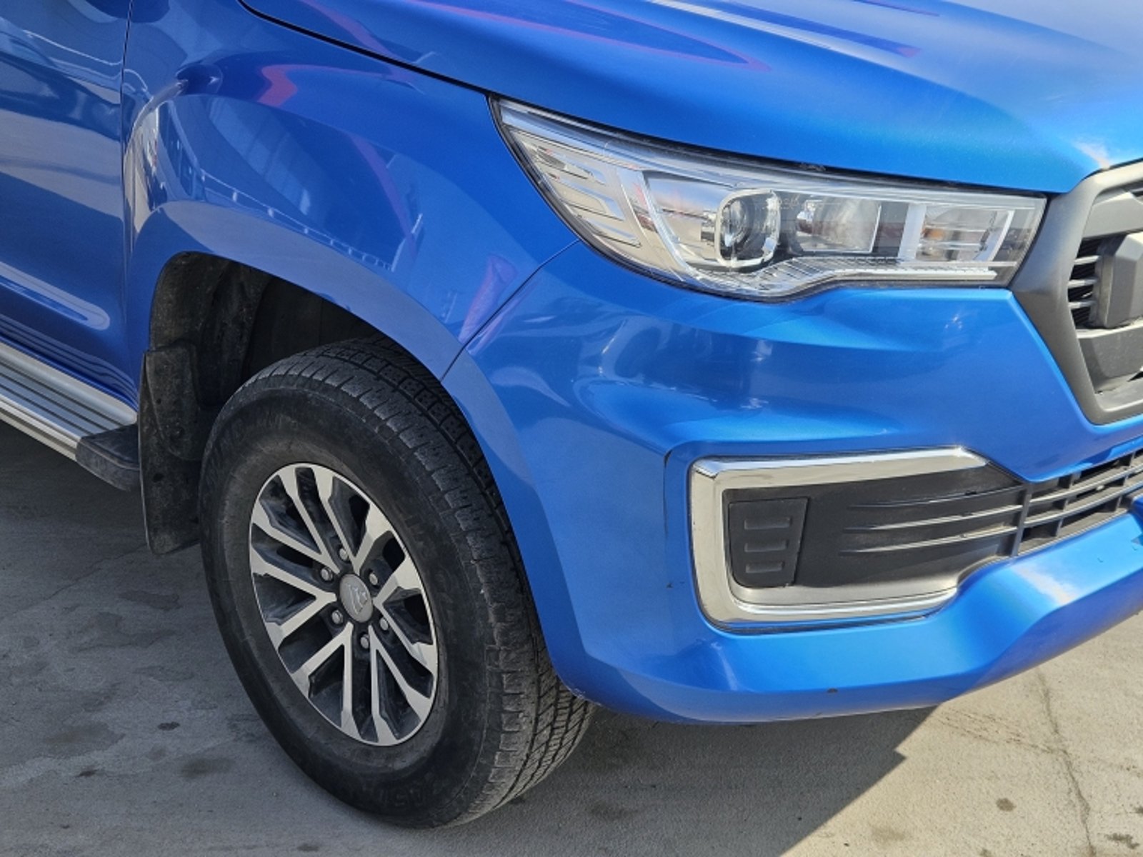 FOTON G7 Dcab 4x4 2.0 2023 - Imagen 7 de 20