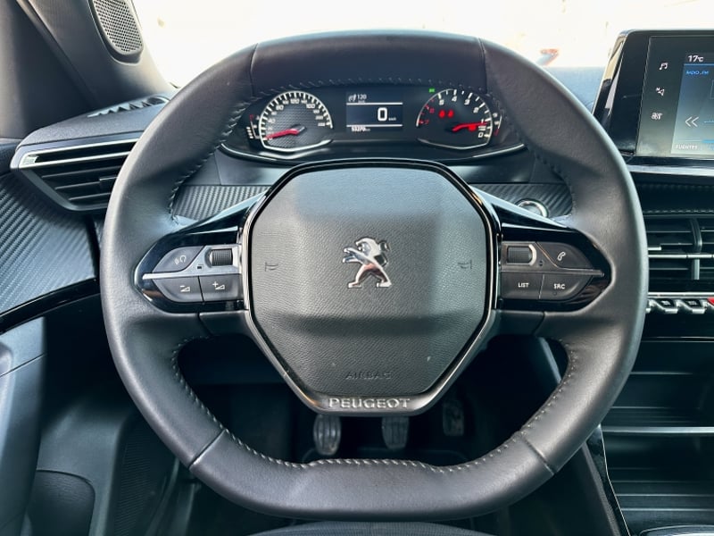 Peugeot 2008 Puretech 130 4x2 1.2 2023 - Imagen 10 de 20