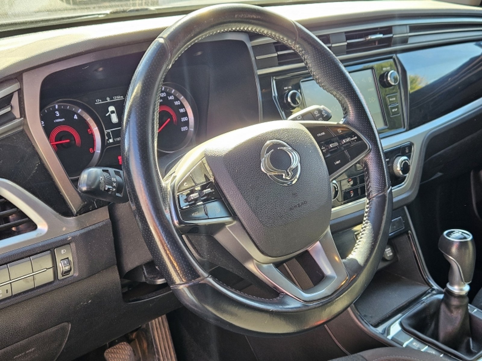 SSANGYONG KORANDO New Korando Glx 1.6 2021 - Imagen 17 de 20