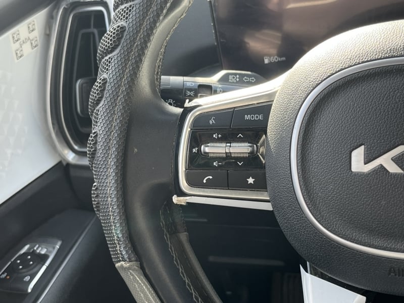 Kia Sorento Ex 4x4 2.2 Aut 2024 - Imagen 18 de 20