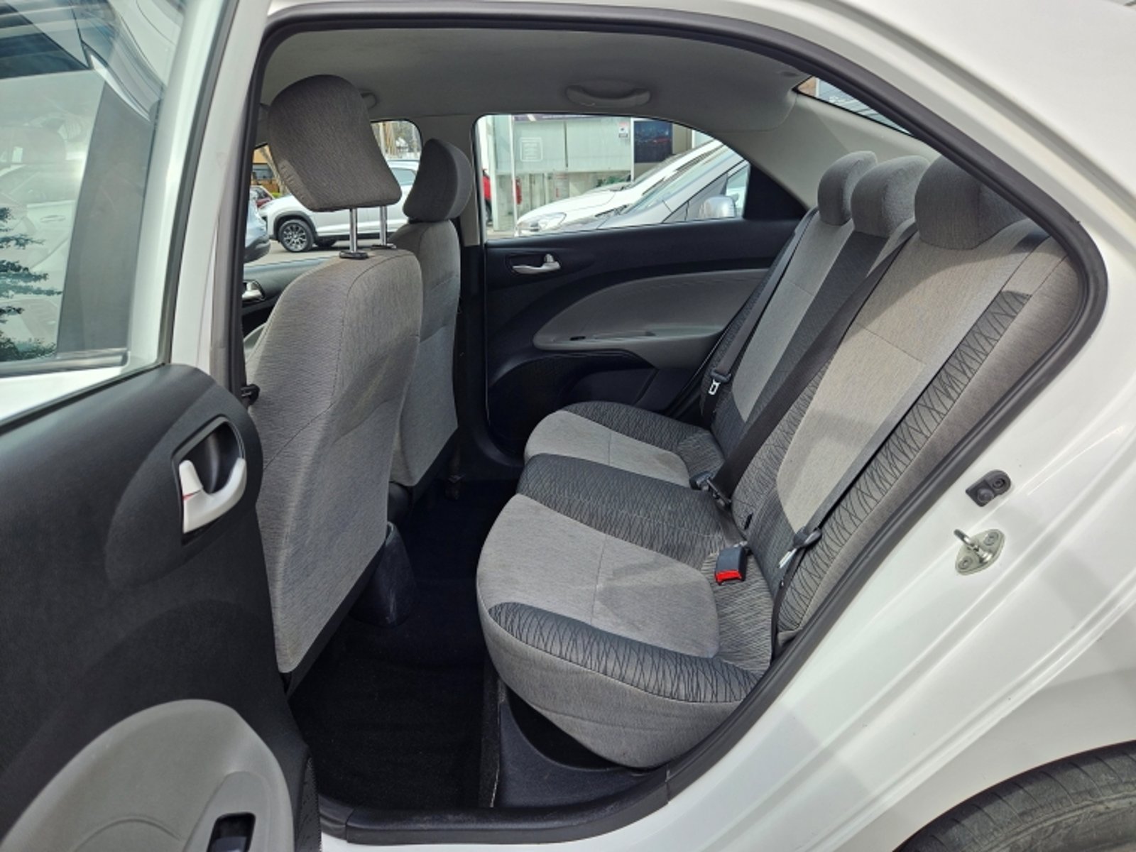 Kia Soluto Mpi 1.4 2023 - Imagen 9 de 20