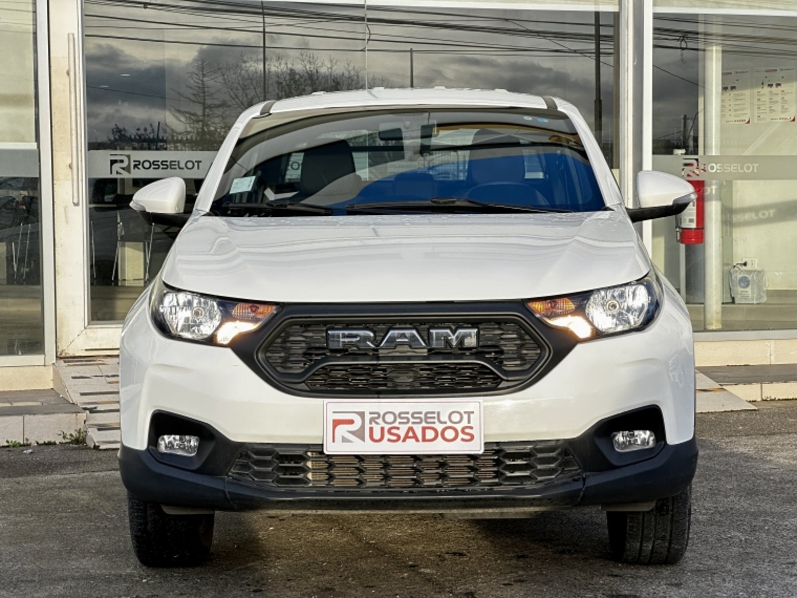 RAM 700 Bighorn 1.3 Aut 2024 - Foto 2 de 20