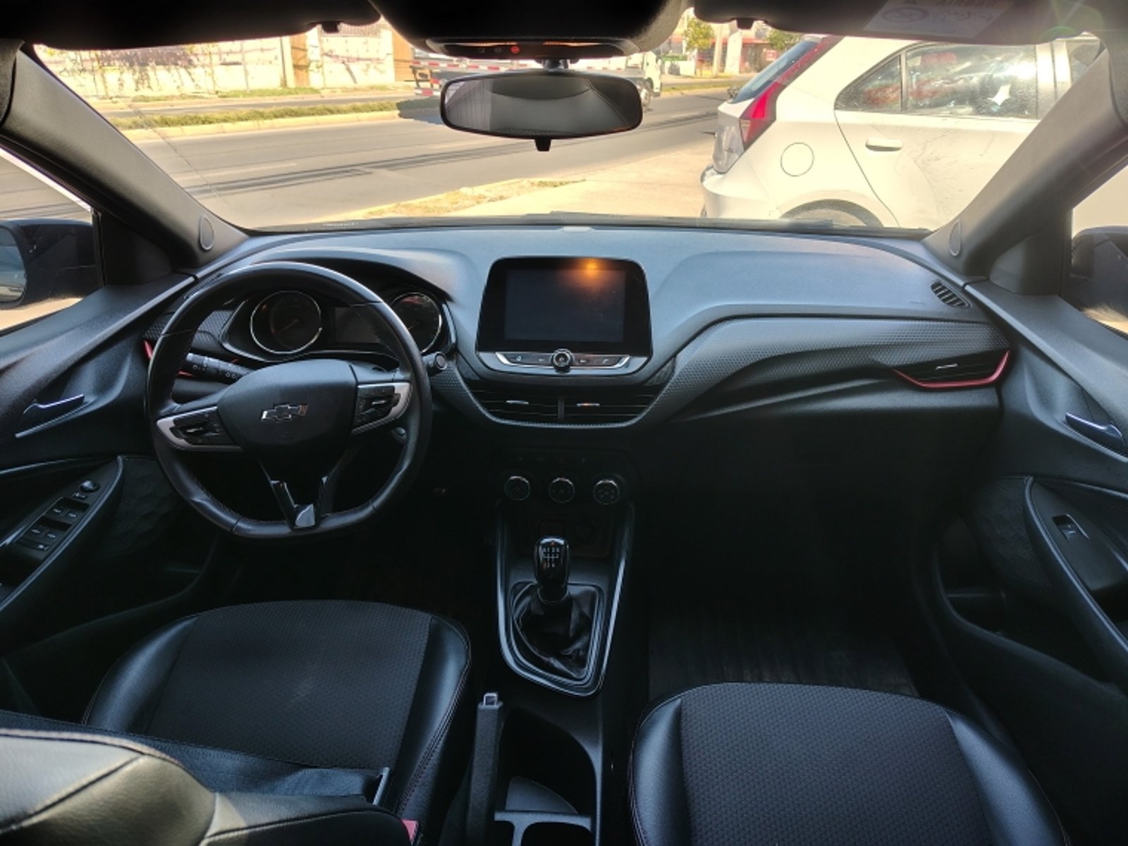CHEVROLET Onix Hb 1.0 2024 - Imagen 6 de 18