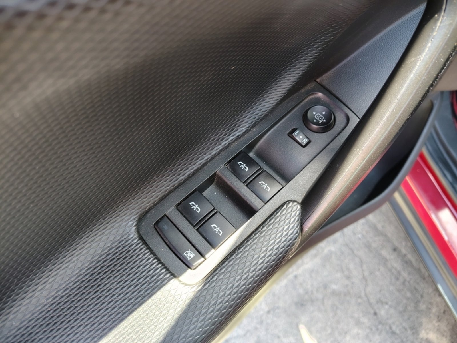 CHEVROLET Tracker Ls 1.2 2023 - Imagen 13 de 20