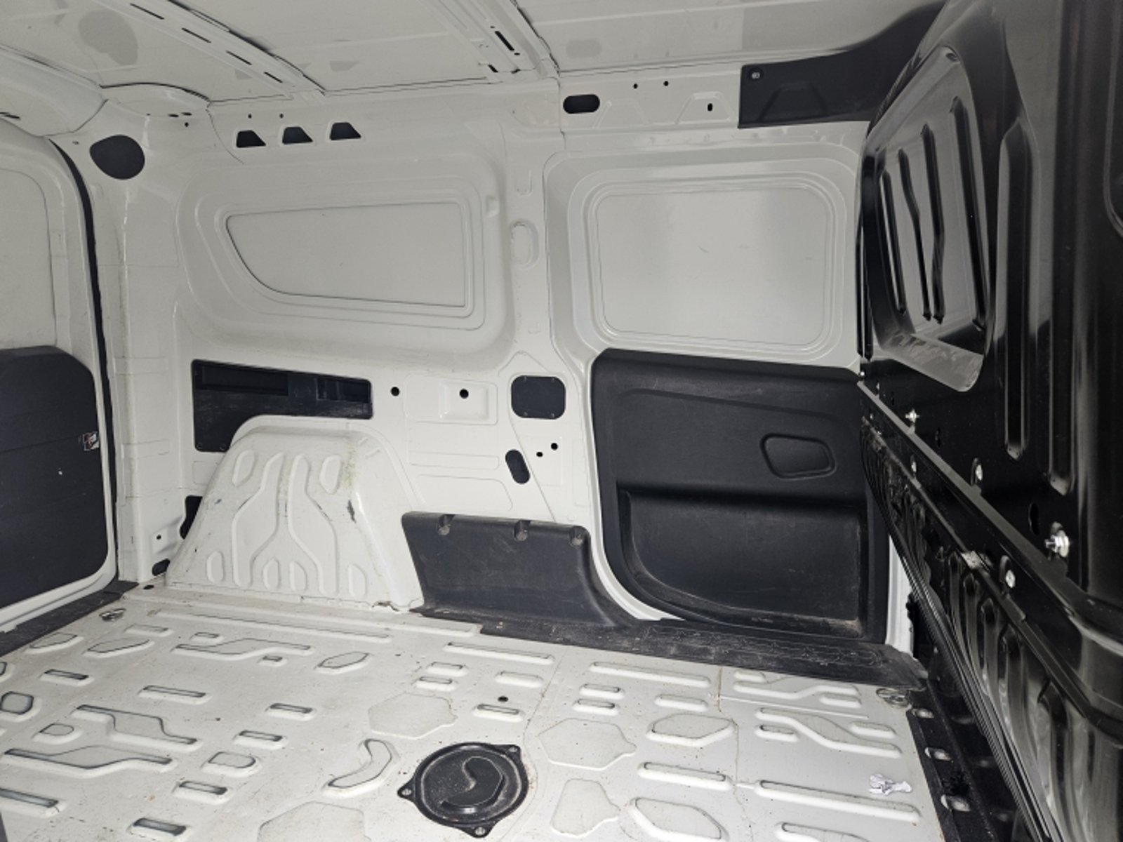 RAM V1000 Van 1000 Cargo Large 1.3 2023 - Imagen 8 de 20