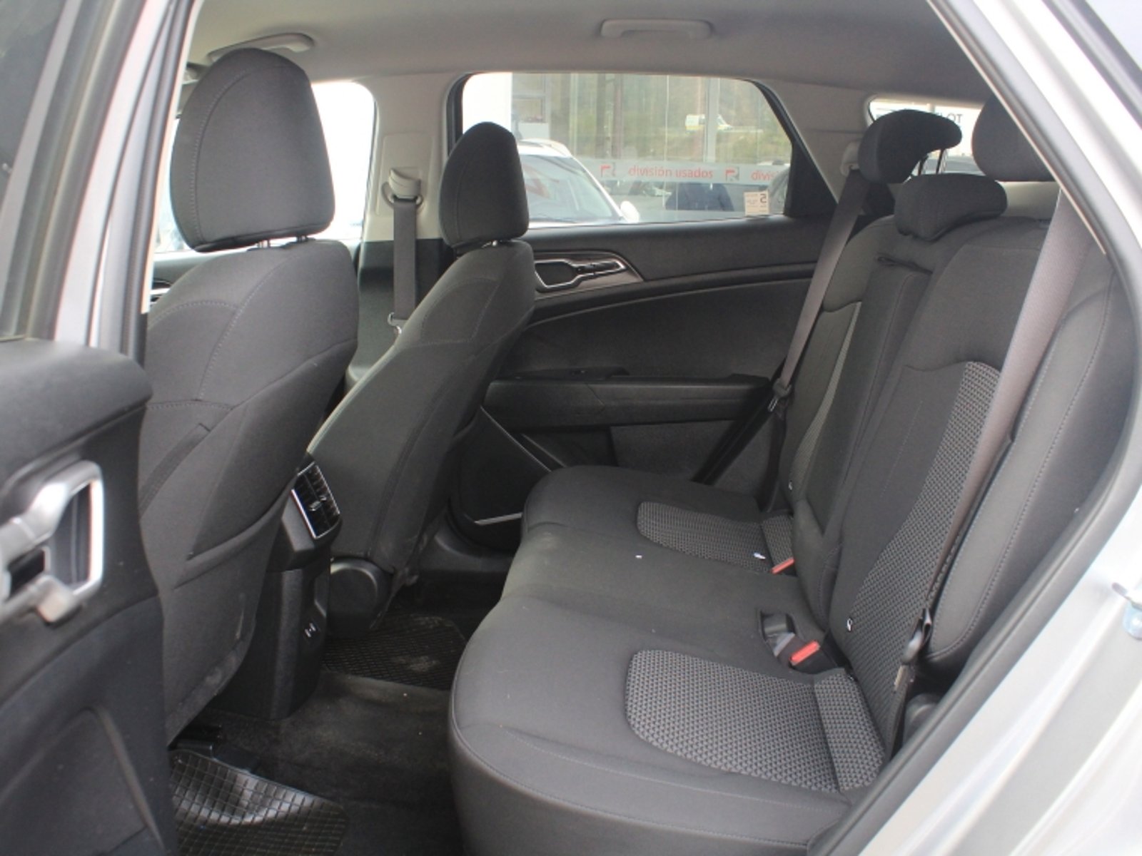 Kia Sportage Dsl 2wd 2.0 Aut 2025 - Imagen 8 de 20
