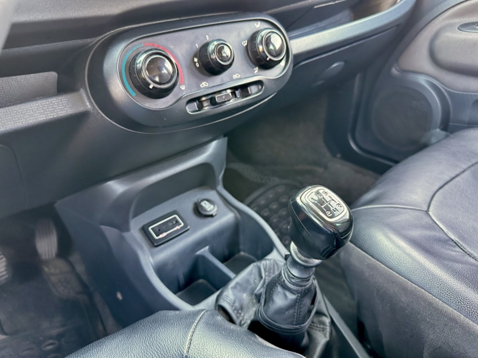 FIAT Uno Way Evo 1.4 2019 - Imagen 13 de 19