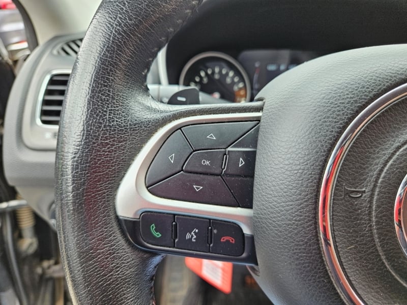 Jeep COMPASS All New Compass Longitud 2.4 Aut 2019 - Imagen 13 de 19