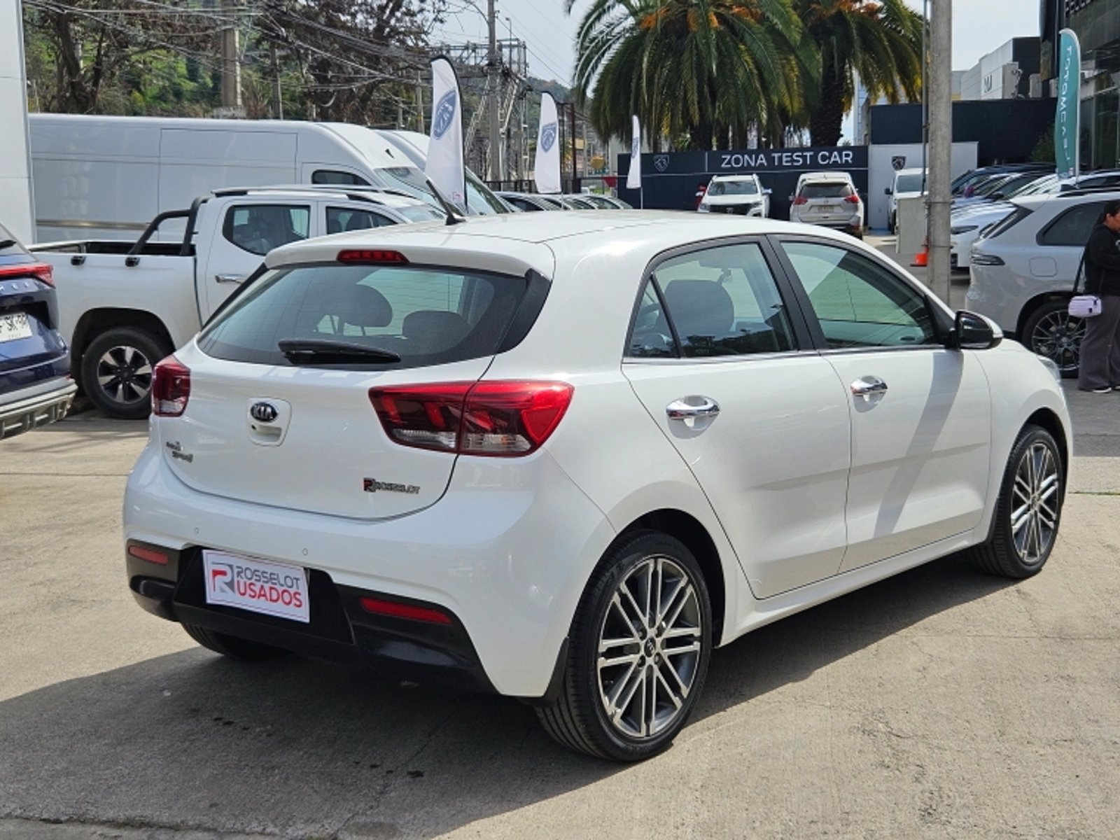 Kia Rio 5 Sport 1.6 2021 - Imagen 18 de 20