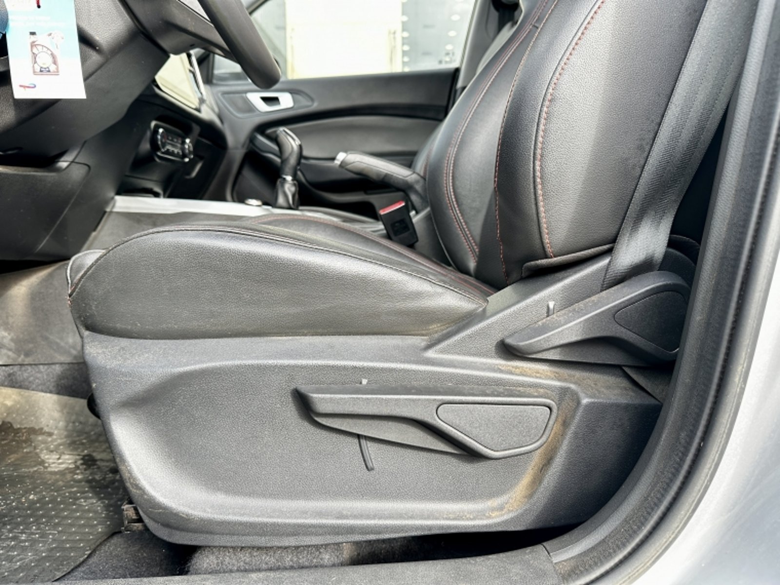 Chery Tiggo 3 1.5 2023 - Imagen 16 de 20