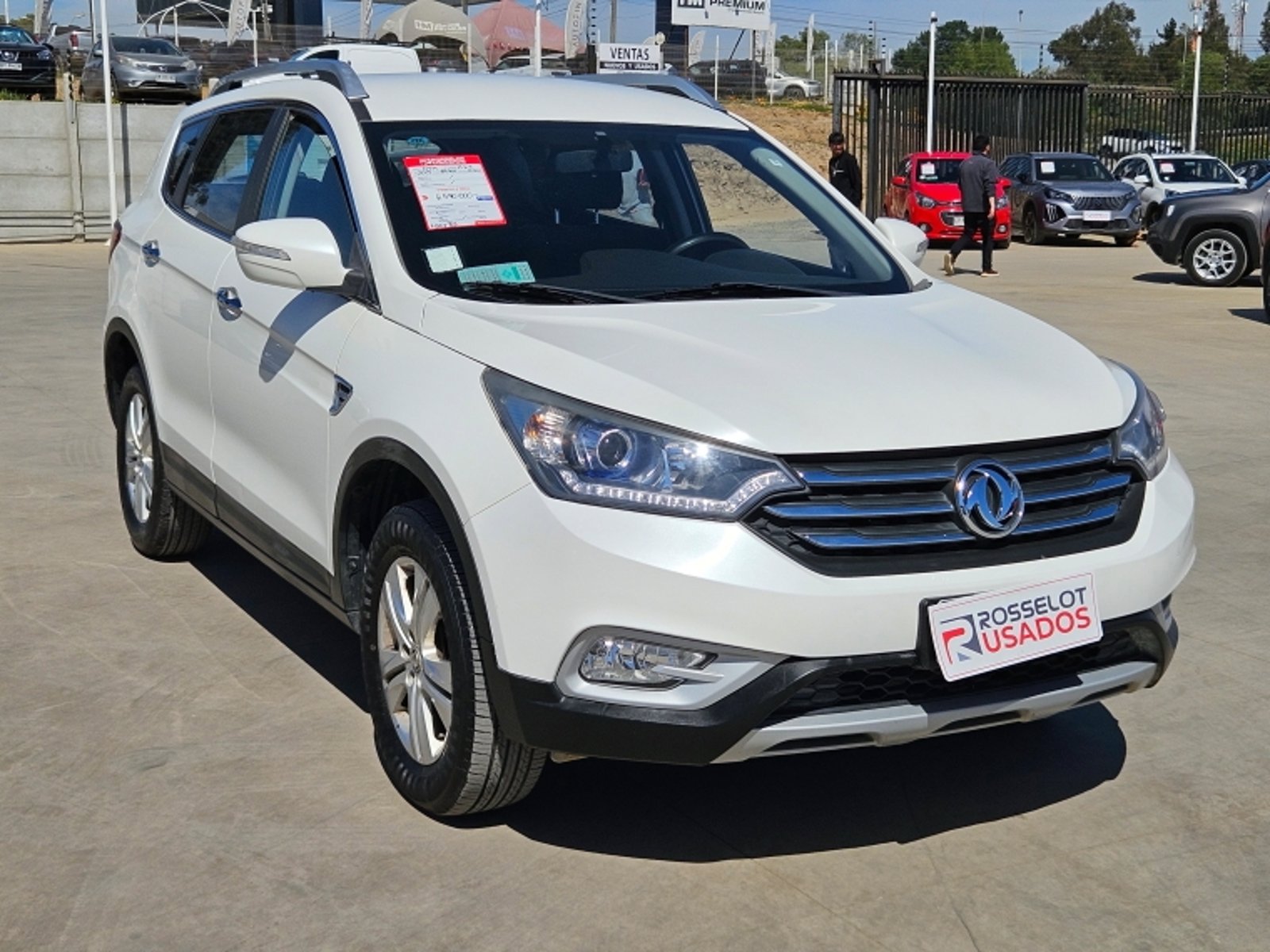 Dongfeng AX7 A X7 2.0 2019 - Foto 4 de 19