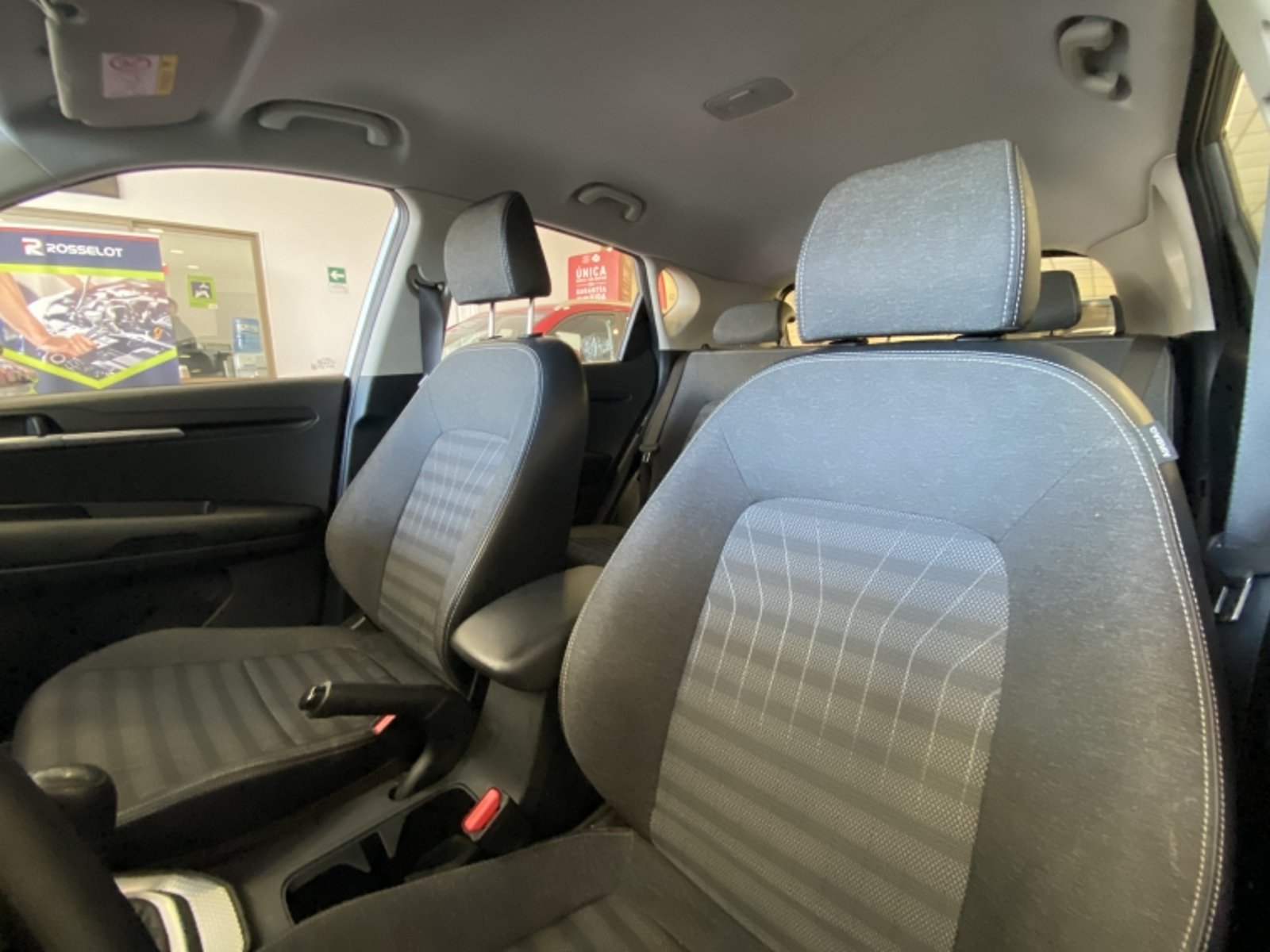 KIA Sonet Ex 1.5l 6mt Ac Ri Euro 6b 2024 - Imagen 10 de 20