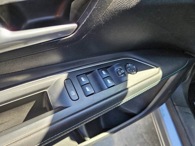 Peugeot 3008 Allure 1.6 Thp 165hp Aut 2021 - Imagen 11 de 20