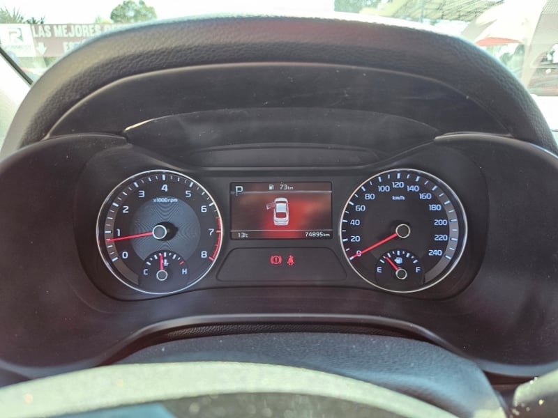 Kia Cerato Mpi 1.6 Aut 2022 - Imagen 14 de 20
