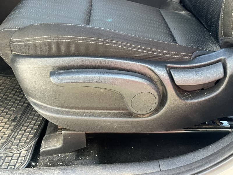 Kia Sportage Lx 2.0 2020 - Imagen 12 de 20