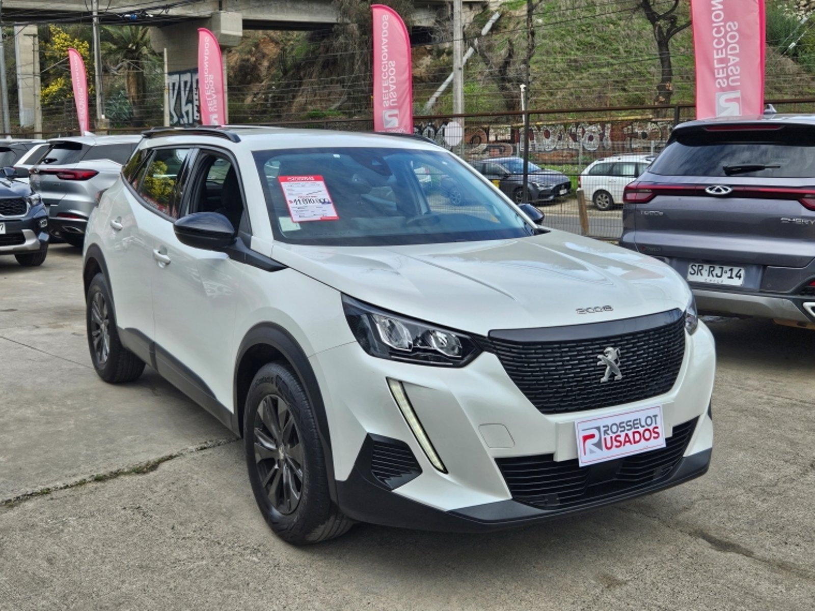Peugeot 2008 Puretech 130 1.2 2023 - Foto 5 de 20
