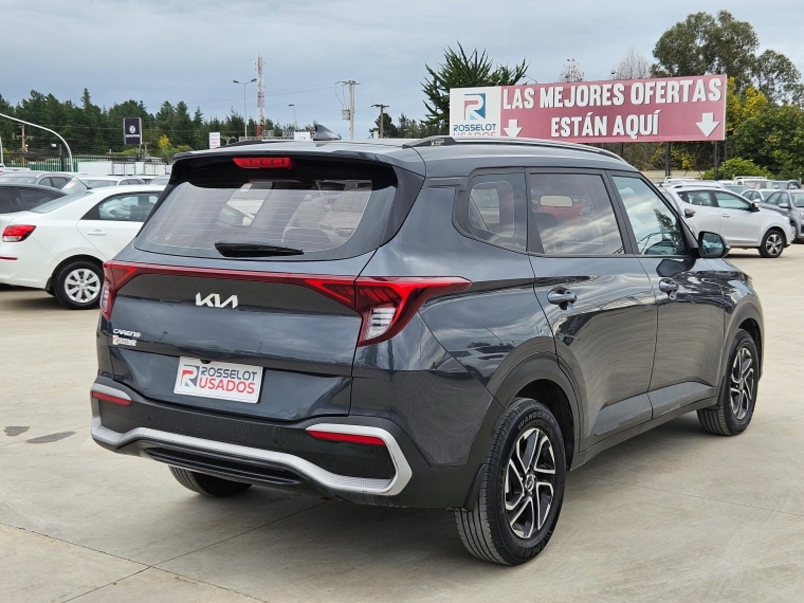 Kia Carens Ex 1.4 Aut 2024 - Imagen 5 de 20