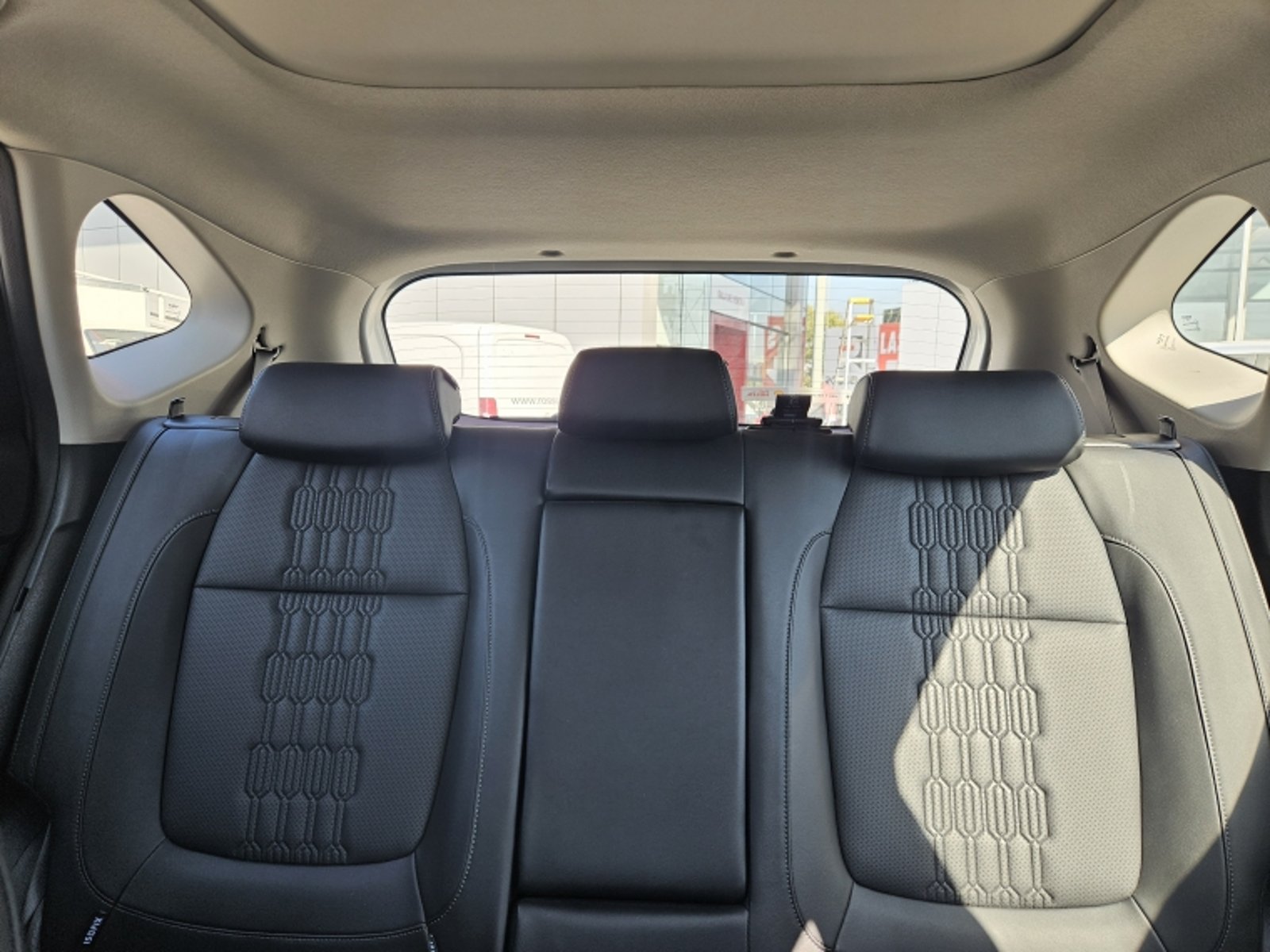 KIA Seltos Ex Turbo Gdi 1.4 Aut 2025 - Imagen 16 de 20