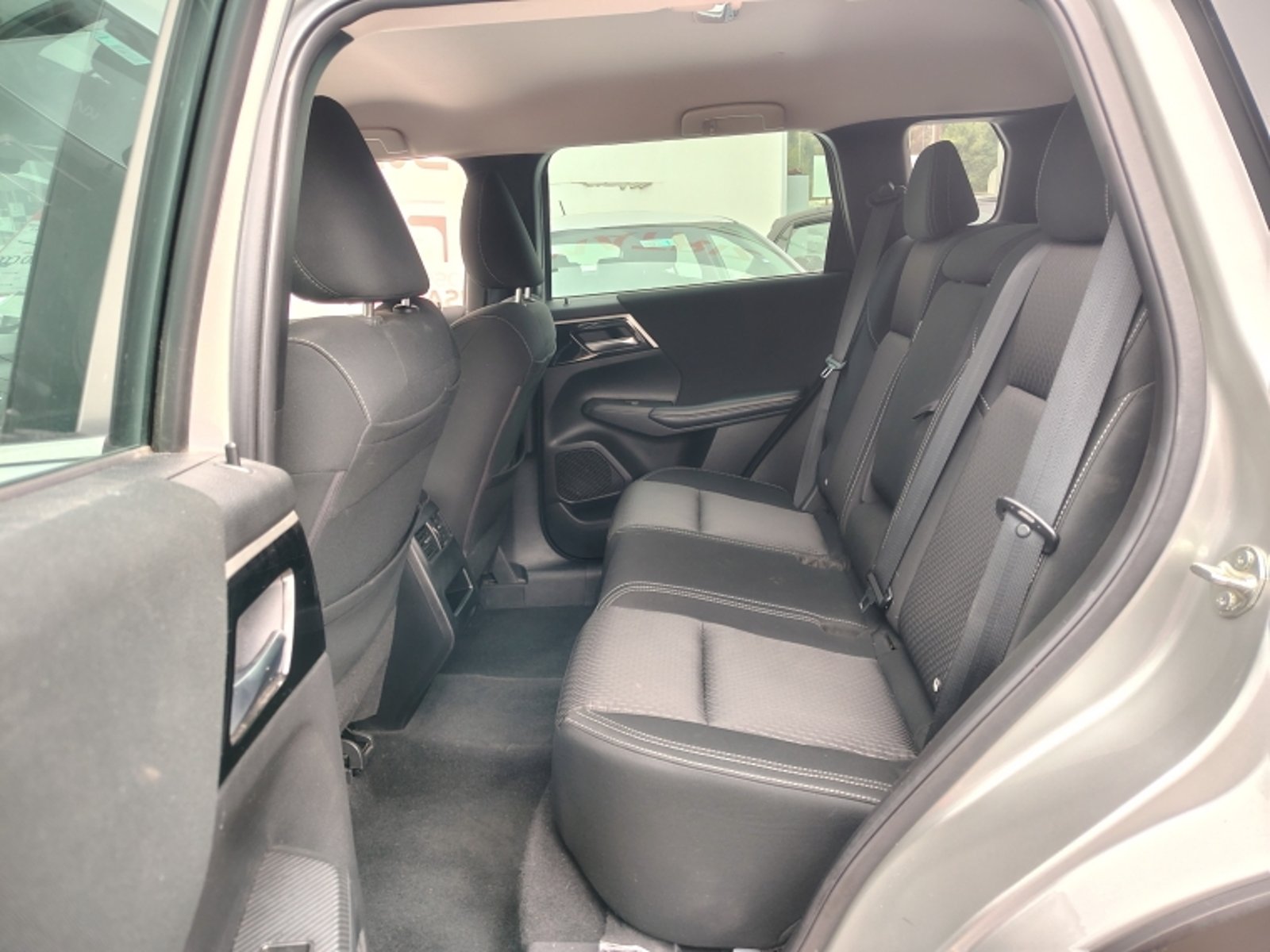 MITSUBISHI New Outlander 4x2 At Gl 2.5 Mn 2023 - Imagen 8 de 20