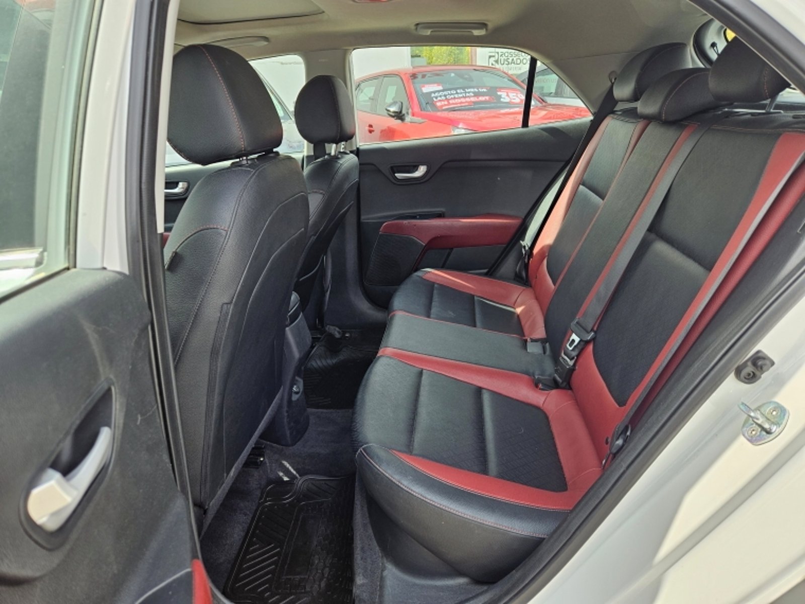 Kia Rio 5 Sport 1.6 2021 - Imagen 5 de 20