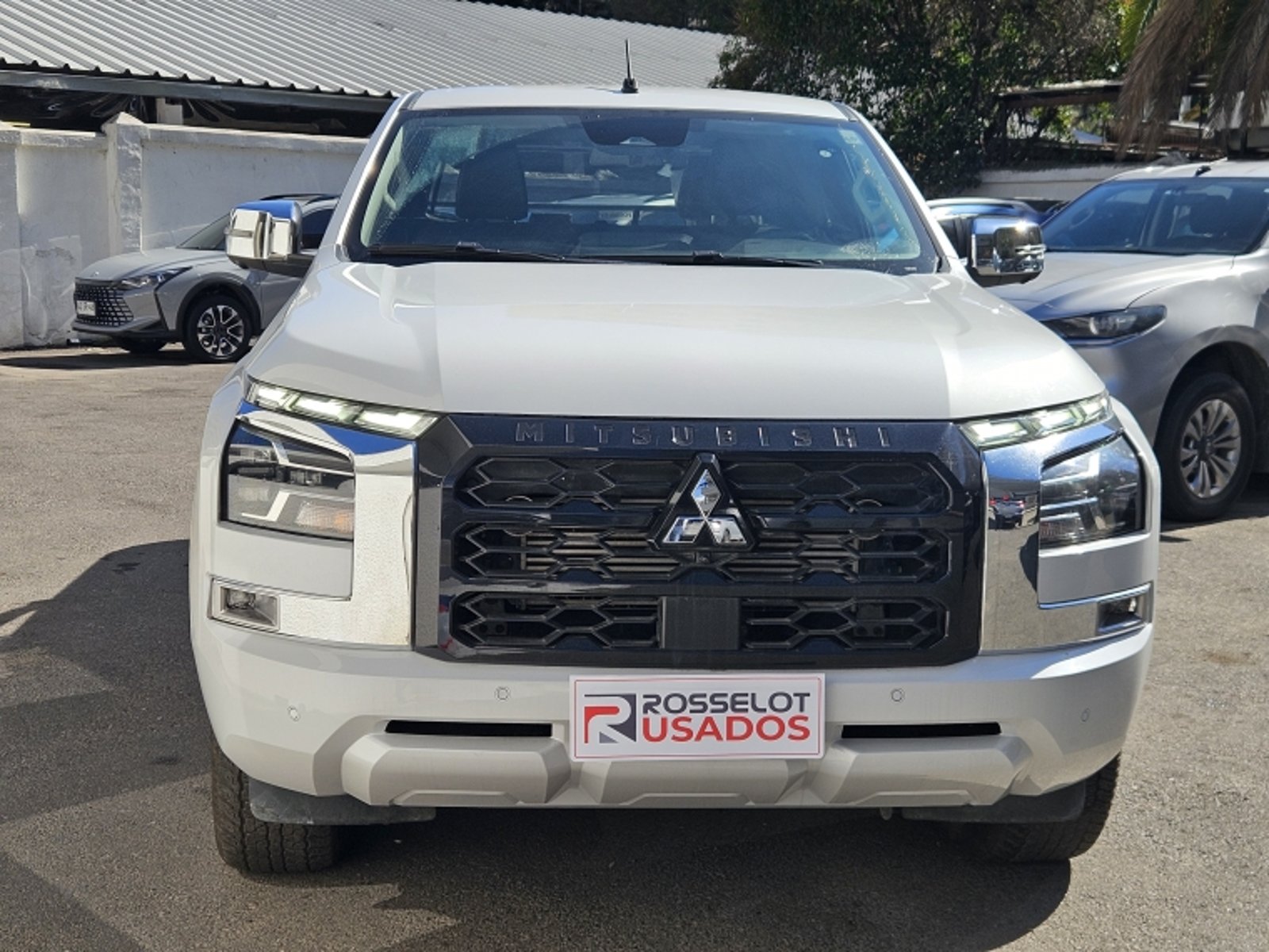 Mitsubishi L200 New L200 D/c Dakar Xr Aut 2.4 4x4 2025 - Foto 2 de 20
