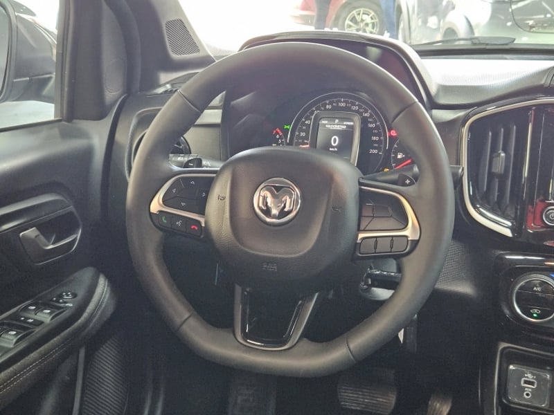 RAM 700 Laramie Cd 1.3 Aut 2024 - Imagen 11 de 18
