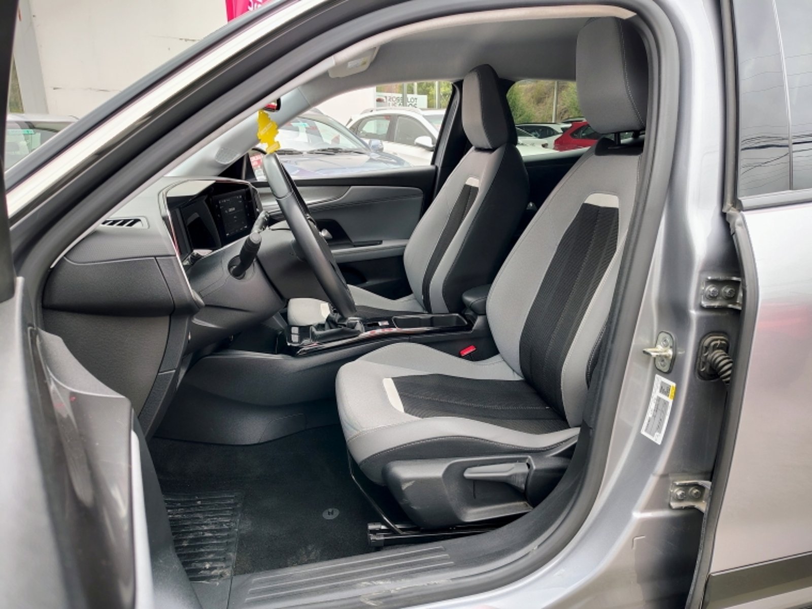 OPEL Mokka 1.5 Td 2023 - Imagen 14 de 20