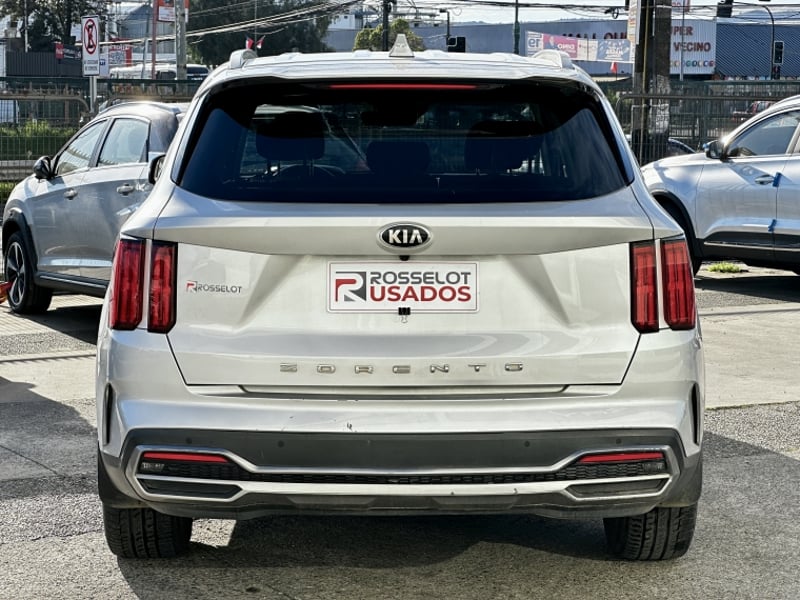 Kia Sorento Ex 2.5 Aut 2021 - Imagen 6 de 20