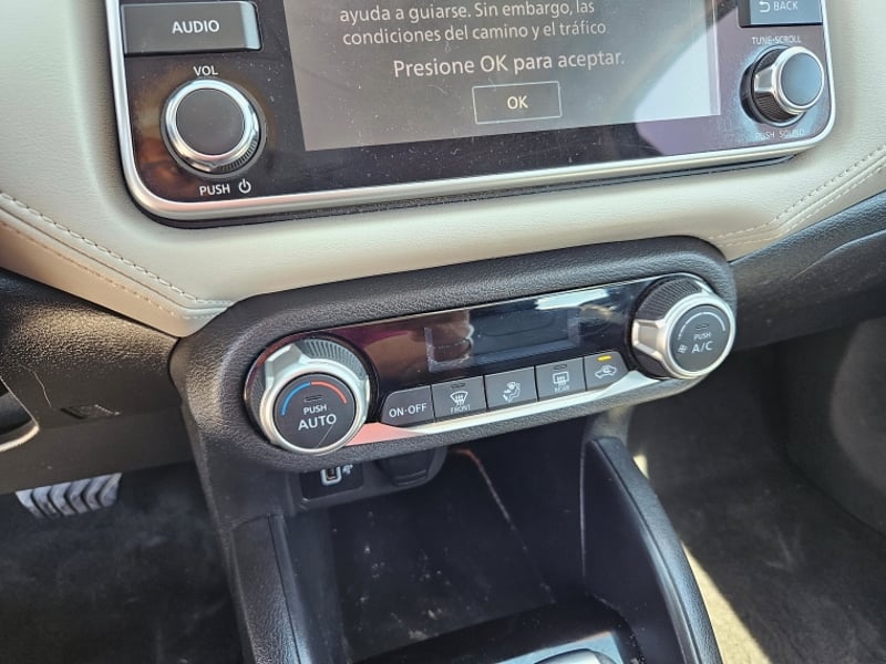 Nissan Versa Cvt 1.6 Aut 2021 - Imagen 17 de 20