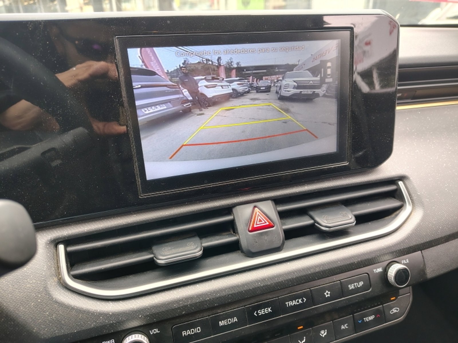 KIA K3 Cross Ex 1.4 2024 - Imagen 19 de 20